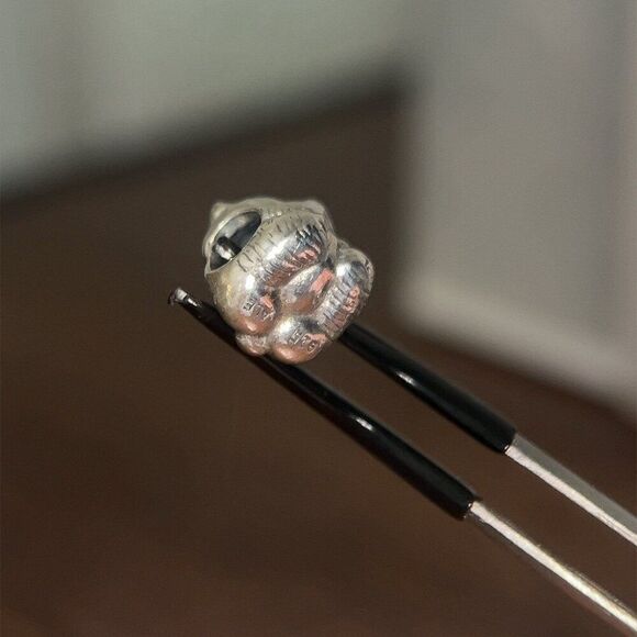Pandora Cute Little Panda Charm - Picture 3 of 3